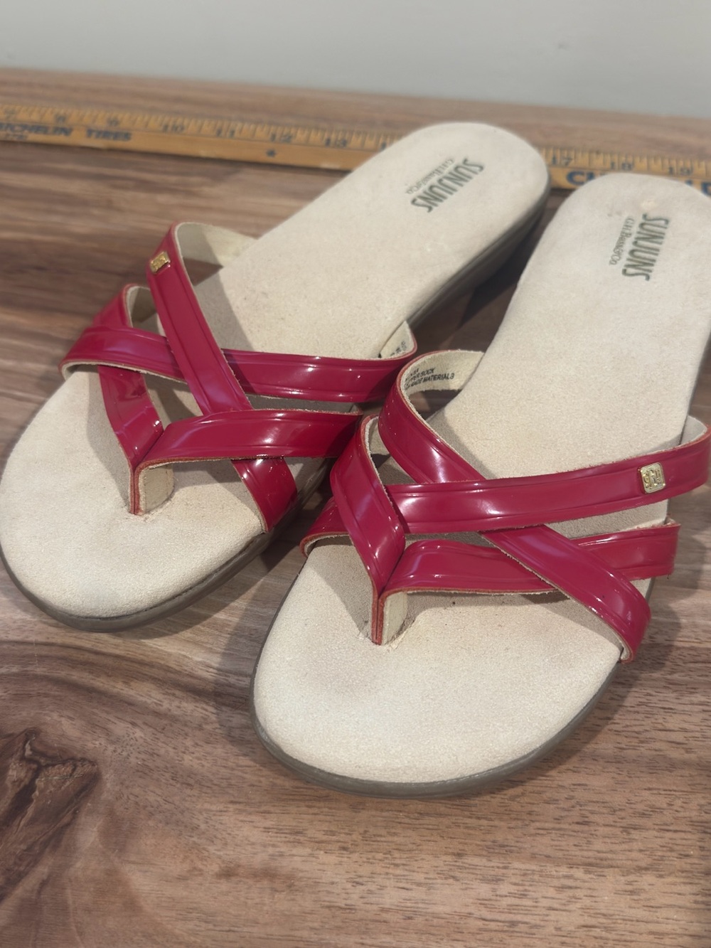 Vintage G.H. Bass Sunjuns Red Patent Leather Sandals Women’s 10M
